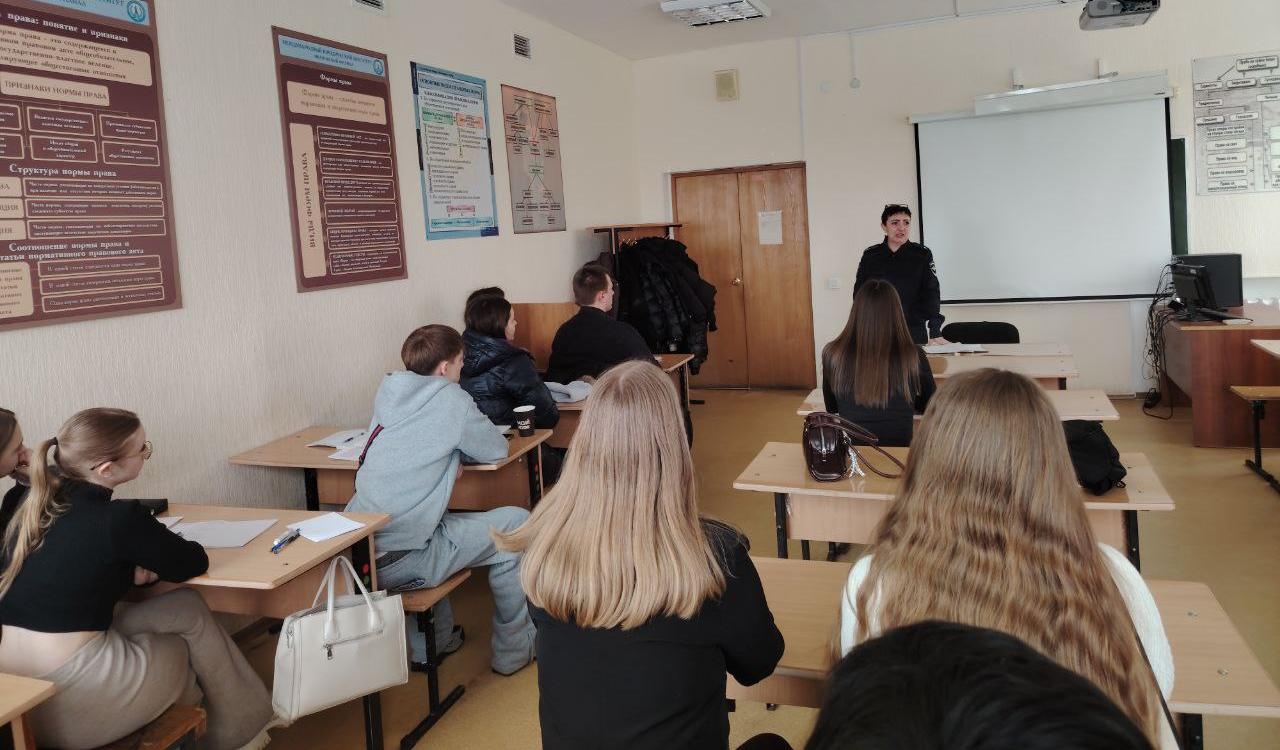 Встреча студентов Ивановского филиала МЮИ с заместителем начальника ОМВД России по Фрунзенскому району города Иваново